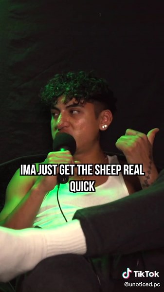 Do Ya Believe In Shapeshifters 😨?? #podcast #fyp #unnoticed #creepy #ReTokforNature #shapeshift #mexico #supernatural #foryoupage #mystery #foryou