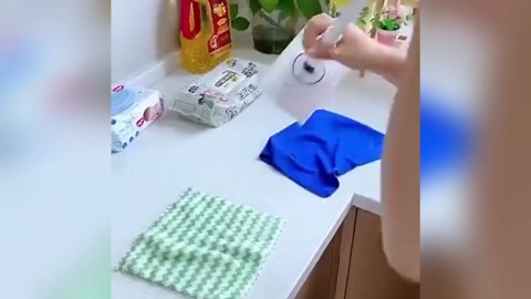 Automatic Cloth Changing Mini Mop, Automatic Cloth Changing Hands, 360°Rotating Automatic Cloth Changing Mop, with 5 Towels Mini Sweeper Mop, for Kitchen Bathroom Wall Mirrors (White+Rag, 36*6IN)