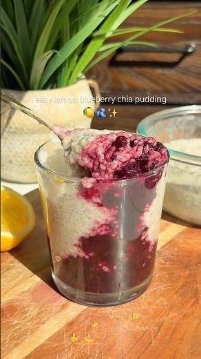 Easy-to-make lemon blueberry chia pudding recipe 🍋🫐✨ full recipe in caption 💛