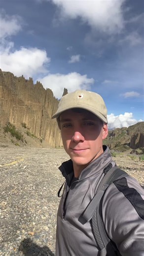 Valle De Las Animas: said to be the transition between the souls and the living. Full video coming soon #travelvlog #travel #bolívia #authenticity