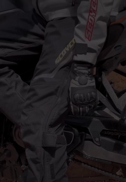 Motorcycle Riding Gear: A Stylish Outfit Overview