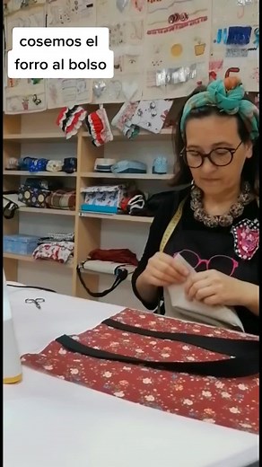 Cosemos el forro al bolso: trucos de costura