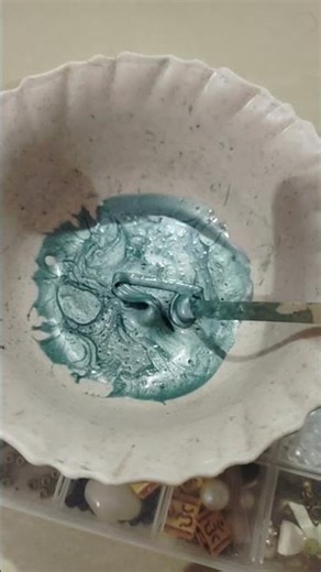 slime with nail polish 😜🥰 #slime #slimemixing #slimesatisfying #diy #craftyliving #craftyhome
