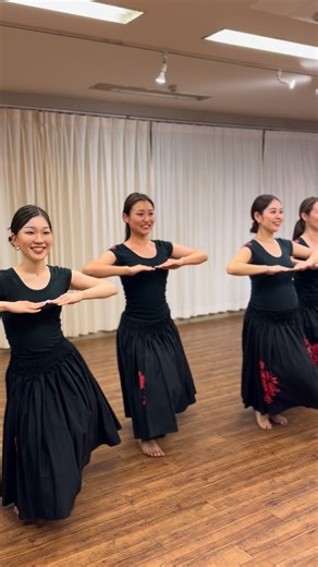 フラダンス Kawaiola [公式] | Aloha❤️ Have a Aloha day #フラ #フラダンス #kawaiola #筋肉女子 #hula #japan #フラダンス体験レッスン #フラダンス教室 #習い事 #ダンス #hoʻoponopono | Instagram