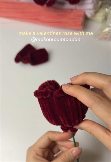 Create a Beautiful Valentine's Rose with Pipe Cleaners