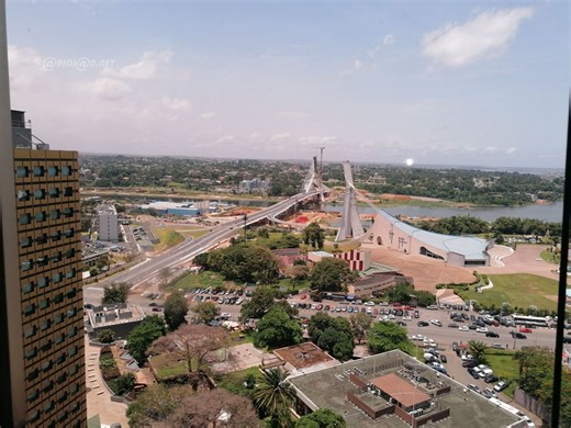 Côte d'Ivoire : la rupture de 4 câbles sous-marins à l’origine de l’interruption de services internet  - Abidjan.net News