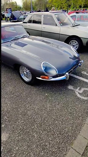 😱 La plus belle voiture de tous les temps ? Jaguar Type E