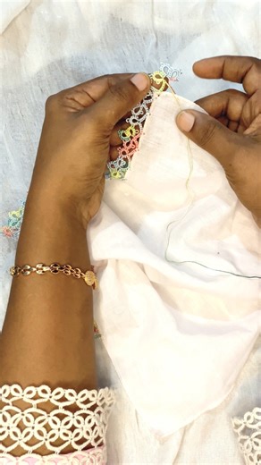 Tatting lace on handkerchiefs border | Raya Junood