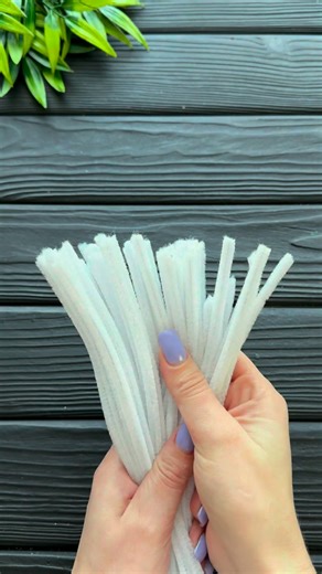 DIY Studio Crafts on Instagram: "Wow! Easy Lily Flower from Chenille Stems DIY Craft Tutorial #flower #fyp #diy #tutorial #chenilleflowers"