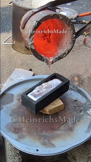Graphite ingot mold Metal Casting #satisfying #entertainment #metalcasting