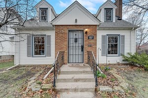 1403 James Ave, Saint Paul, MN 55105 - MLS 6513431 - Coldwell Banker