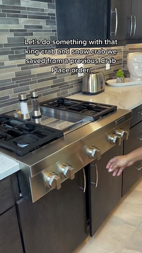 Order Fresh Seafood Online for Home Delivery at CrabPlace.com