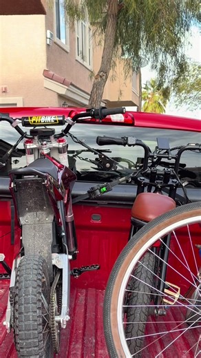 These are the best ratchet straps I’ve ever used. #retractableratchetstrap #rhinousa #bikes @Rhino USA