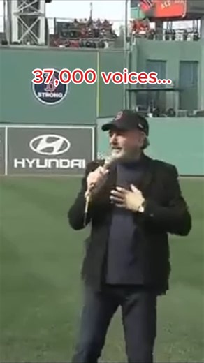 Neil Diamond on Instagram: "Neil Diamond lit up Fenway Park in 2013 with a surprise performance of “Sweet Caroline.” As the first notes echoed through the ballpark, the crowd united in song, reminding us that music has the power to bring people together. ❤️ ~Team Neil #NeilDiamond #FenwayPark #SweetCaroline #Boston #RedSox"