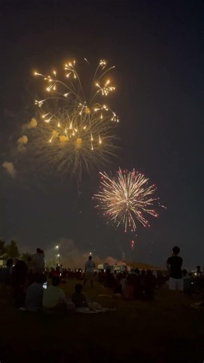 Start the event! Thats awesome fireworks #fireworks #canadian 🇨🇦