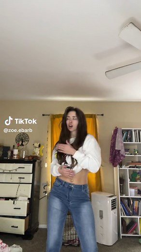 Dc @emiliexpirez 🥰🥰 also someone come clean my room plz & thanks | Room Cleaning