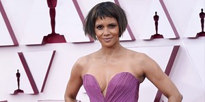 Halle Berry's Abs Are A Literal Washboard In New Boxing Workout Photos
