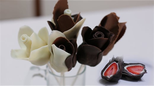 How to make chocolate strawberry roses | Easy chocolate rose recipe