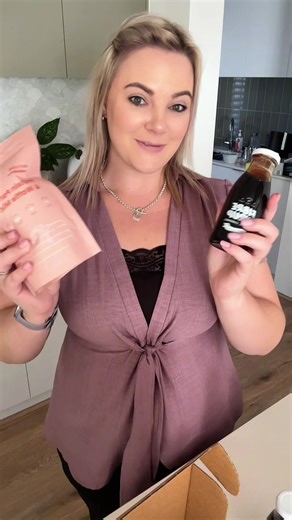 Dis altyd n goeie dag as daar n pakkie afgelaai word! #nothingnaughty #southafricatiktok #southafricansinaustralia #fypシ゚viral