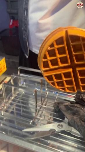 1.1K views | Making Fresh Waffles 劉 | Crispy & Fluffy | Watch these delicious waffles being made — crispy on the outside and soft, fluffy on the inside ✨ A perfect treat for breakfast and dessert lovers! #WaffleMaking #FreshWaffles #BreakfastLovers #TastyFood #ShortVideo | Spice Food Recipe | Facebook