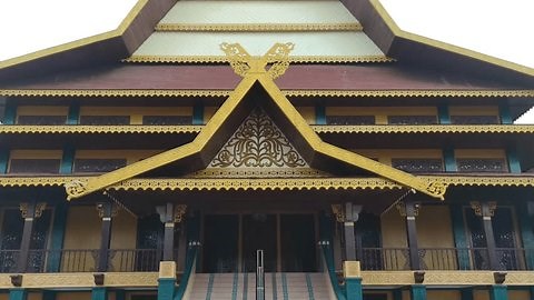 Traditional House Riau Ethnicity Indonesia Culture Stock Footage Video (100% Royalty-free) 3447090343 | Shutterstock