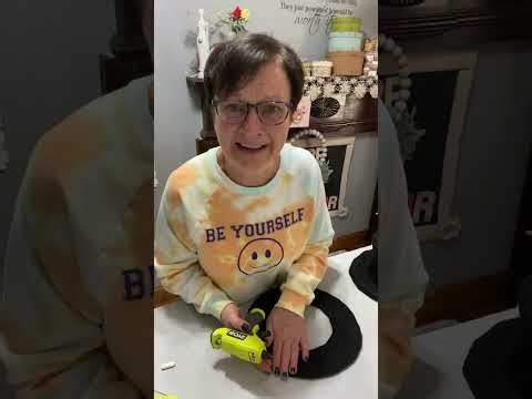 How To Make A Felt Snowman Hat Using Hot Glue