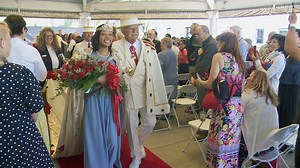 Kobi Flowers crowned 110th Rose Festival queen