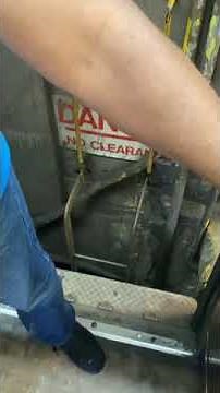 NYC Subway: Train operator overshoots station platform!! (7/16/23) #shorts