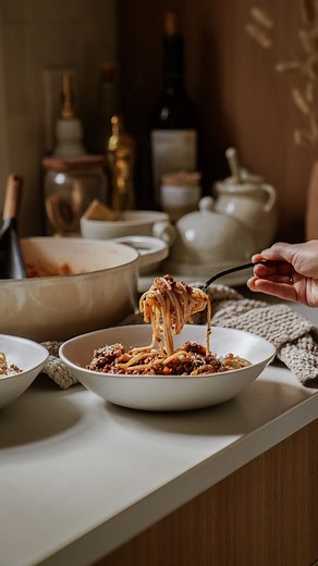 Maria Koutsogiannis 🇬🇷 Greek Food Blogger on Instagram: "Welcome Back to Episode 34 of All things Greek! Today we are making Greek Meat Sauce the recipe is more traditionally known as Makaronia Me Kima and it is my younger brother’s favourite! TO THIS DAY. This is a comforting sauce that I grew up with - but now I enjoy it with Chichen or Turkey. It smells so good when it’s cooking, and it tastes even better over a bowl of spaghetti noodles. This meal is nostalgic, delicious, and hearty. It’s 