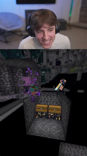 DrDonut Bans A Cheater! #minecraft #drdonut #drdonutt #minecarftshort #minecraftserver #shorts