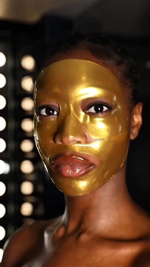 Rodial on Instagram: "The ultimate luxury lift - powered by bee venom, stem cell technology and hyaluronic acid, the Bee Venom Face Mask works to firm, smooth, and restore radiance.⁠ ⁠ Think post-facial glow - one sheet at a time!⁠ ⁠ #rodial #rodialskincare #rodialbeevenom #beevenomskincare"