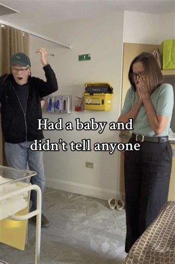 We kept our labour a secret from everyone. I told my family that I was in the hospital ready to go in for our induction but turns out I’d given birth already 🥹🤭