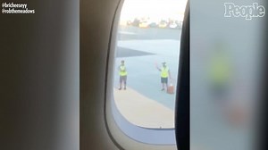 Flight Attendant Sings Kylie Jenner's 'Rise and Shine'