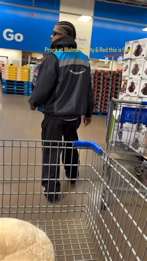1.2K views | Prank at Walmart with Dirty & Red . This is Funny #prank #walmartpranks #comedy #actor #comedian | Kenneth Martin | Facebook