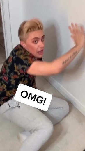 Scary Wardrobe Prank on Boyfriend