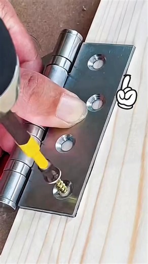 263K views · 335 reactions | Installation Hack: Fixing Proud Hinge Screws for a Flush Fit #hinge #screws | Reels ideas | Facebook