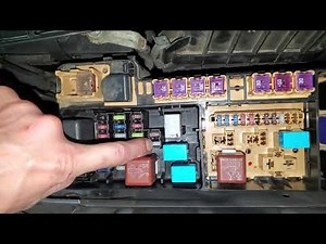 2007 Toyota Highlander Radio Fuses