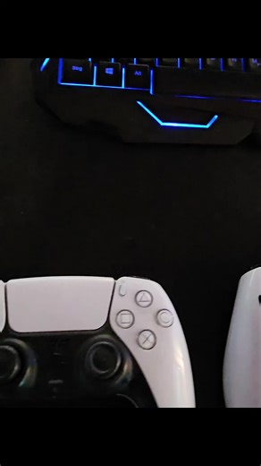PS5 Controller vs Scuff Controller: Which Is Better?
