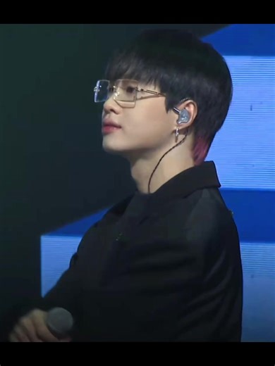 Low G Live Performance at WeChoice Awards 2023 (Fancam)