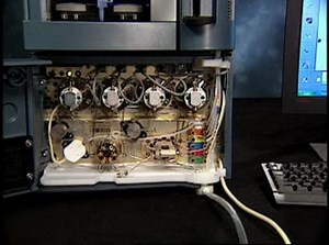 Removing the Pump Head - Waters Videos