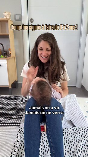 Le premier calendrier de l’Avent spécial Bébé Signe avec 10 comptines signées pour amuser ton bébé est disponible en commentant « CALENDRIER » 🥰 Chaque jour de décembre un thème pour signer avec ton bébé avec plein d’astuces pour les retenir facilement ! C’est parti pour signer avant Noël 🎄 🥳 Commente « CALENDRIER » 📅 #bebesigne #signeravecbebe #lylasignes #comptine #comptinesignee #comptinebebe #cadeaubebe | Lyla Signes - Ma Page