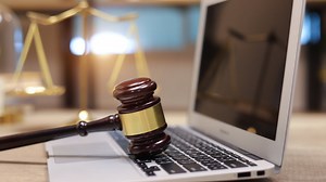 Movie 4k: Ist das Streamingportal eigentlich legal?