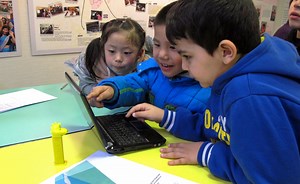 Messy Works: How to Apply Self-Organized Learning in the Classroom | KQED