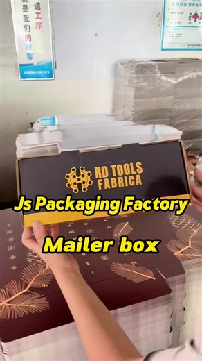 High-Quality Corrugated Boxes with Plastic Handles