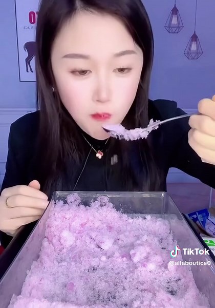 Satisfying Ice Crunching and Organizing ASMR - Viral Video