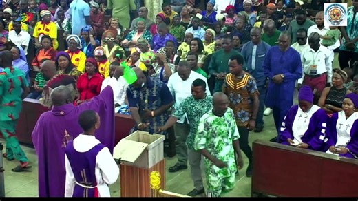 HOLY MASS | Holy Trinity Catholic Church