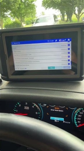 All About the TOPDON AD800BT OBD2 Scanner