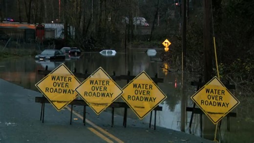 Live updates: Mudslides, flooding, road closures across western Washington