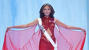 Miss USA Noelia Voigt Embraces Trendy Red Hue at Miss Universe 2023 Preliminary Competition