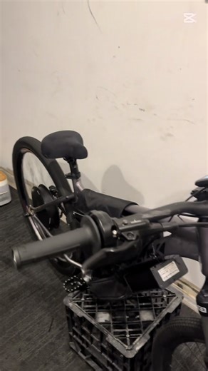 This costumer came in to do -back breaks pads -re wire and install a surron trottle -install rear calper -bike was in reverse @0.280212 #like #bike #repost #fyp #auburnnsw